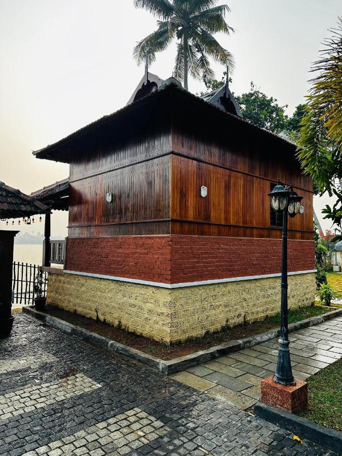 Cherai Lake Resort Cseráj-part Kültér fotó